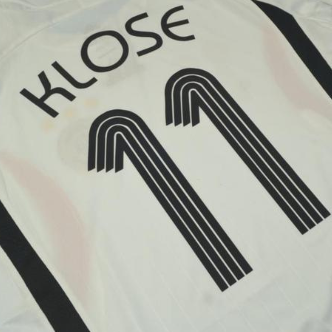 Camisa Retrô Alemanha Home Copa do Mundo Versão 2006 "KCamisa Retrô Lose" N°.11