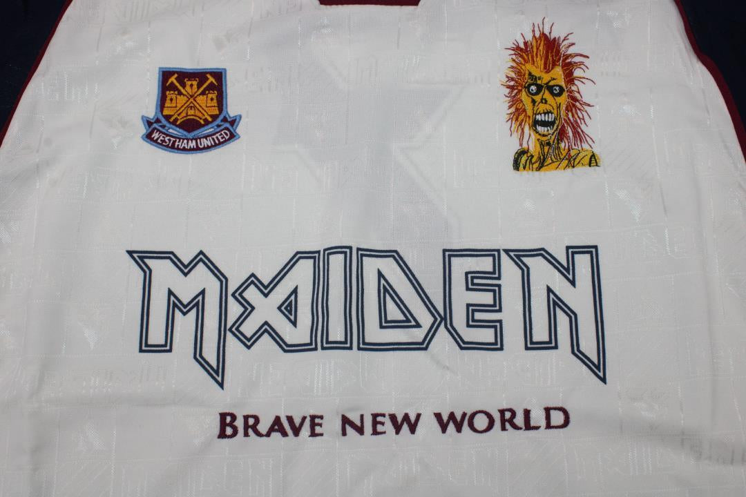 Camisa Retrô Iron Maiden Away  99 Nº 7