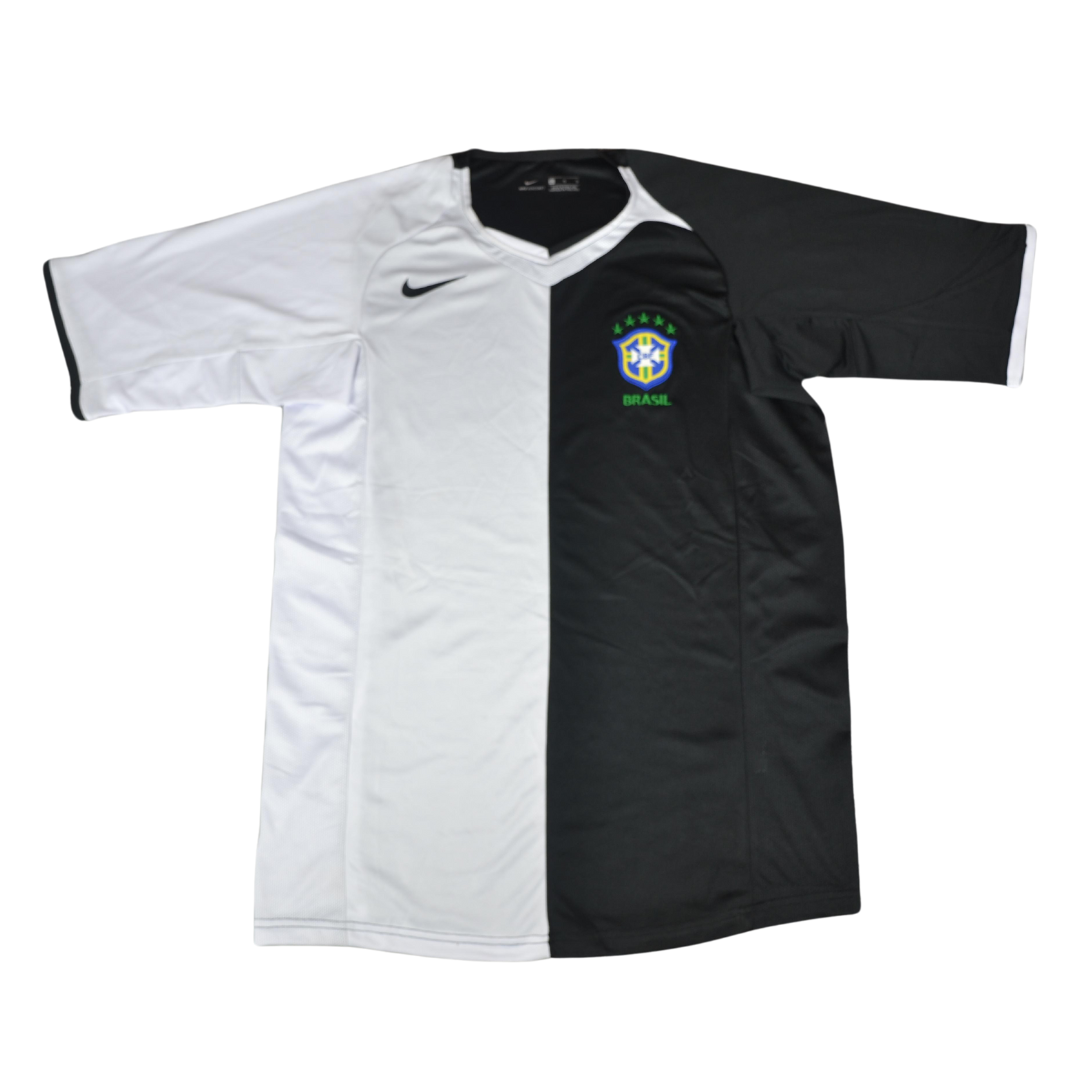 Camisa Retrô Brasil Edição Anti Racism 2005  and  "Ronaldinho" N°.10