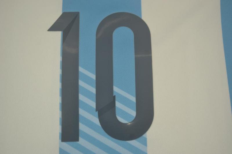 Camisa Retrô Argentina Home Copa do Mundo Versão 2014 "Messi" N°.10