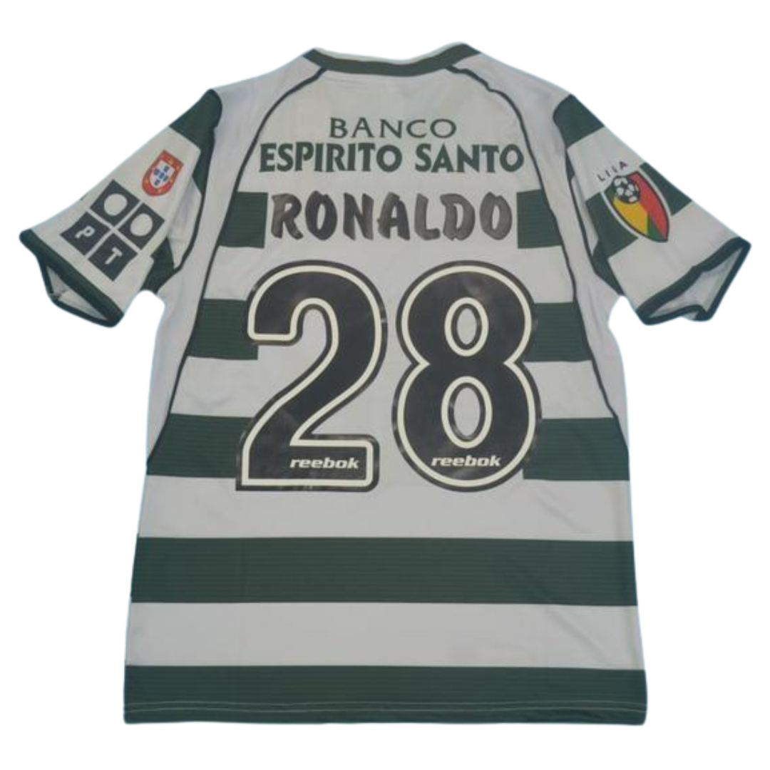Camisa Retrô Sporting Lisboa Home 01/02 "Ronaldo" Nº 28