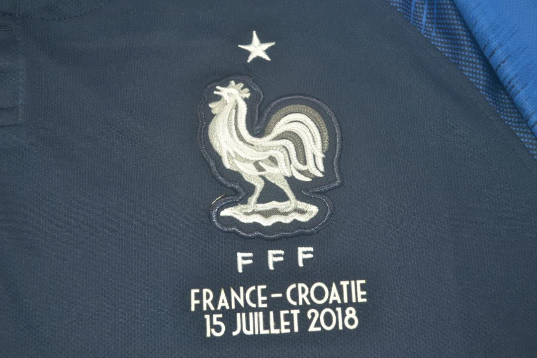 Camisa Retrô França Home Copa do Mundo Versão 2018 "Mbappe" N°. 10