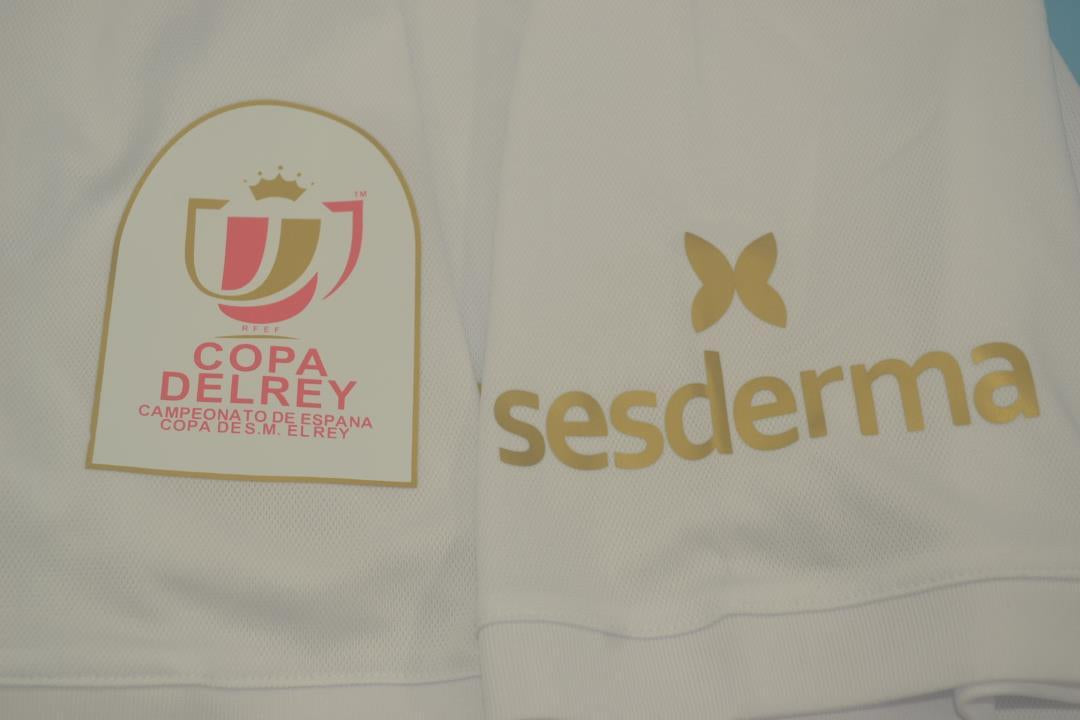 Camisa Retrô Valencia Copa de Rey Champion 18/19
