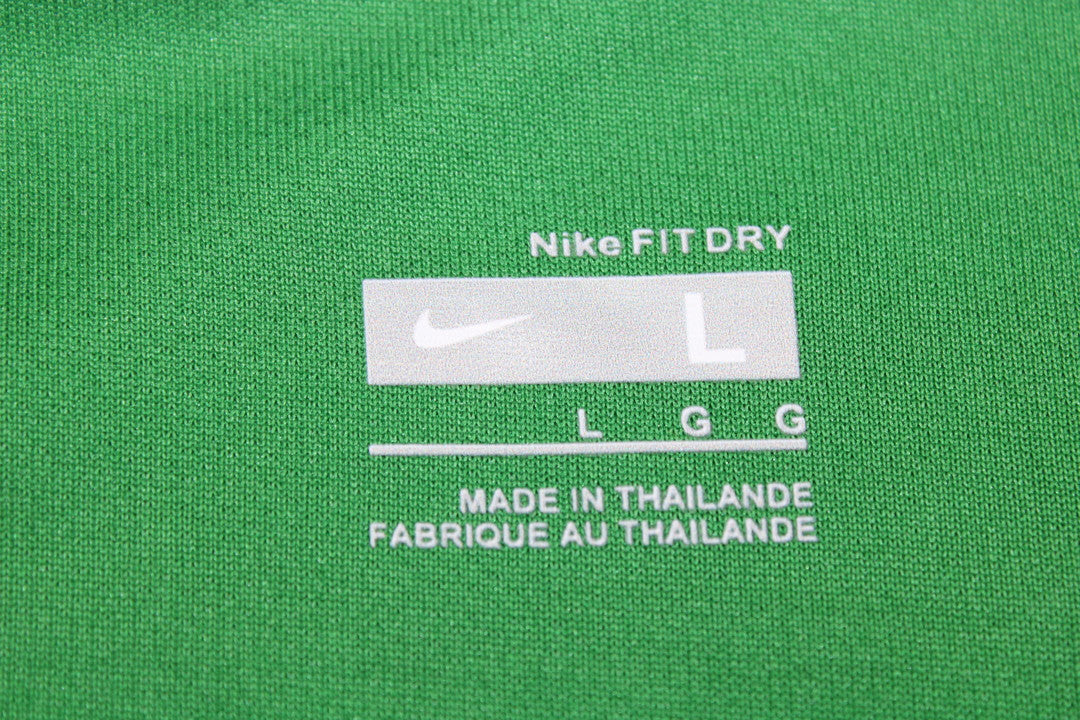 Camisa Retrô VfL Wolfsburg Home 08/09