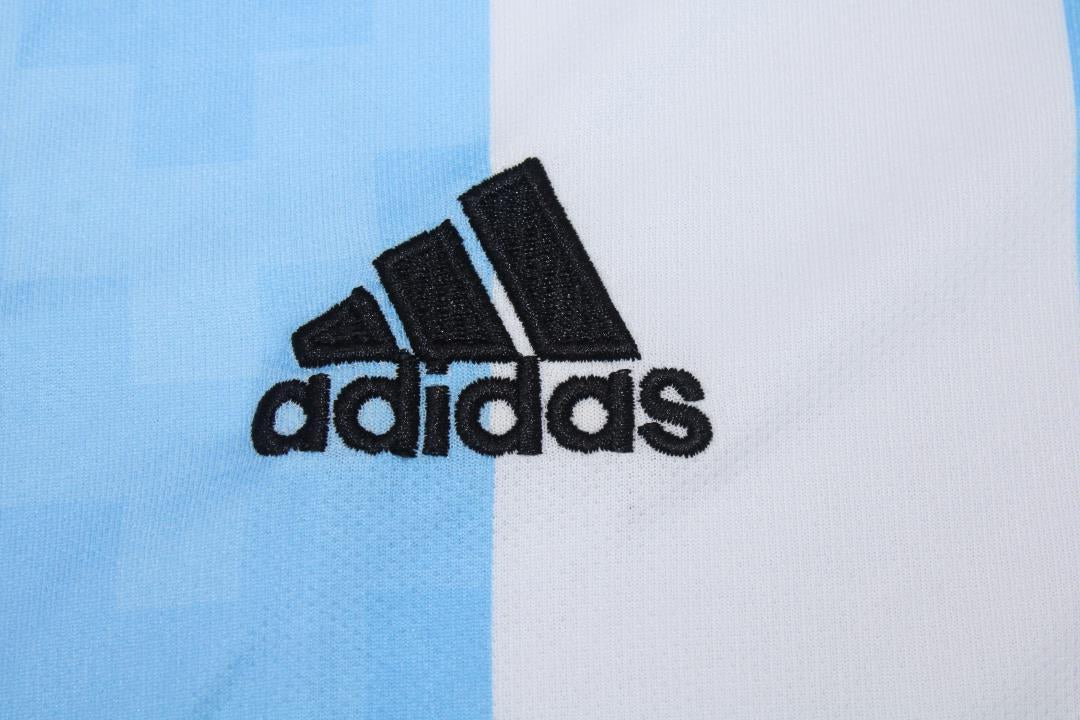 Camisa Retrô Argentina Home Copa do Mundo Versão 2018 "Messi" N°.10