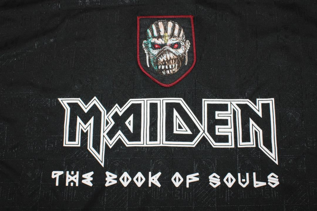 Camisa Retrô Iron Maiden  Nº 16