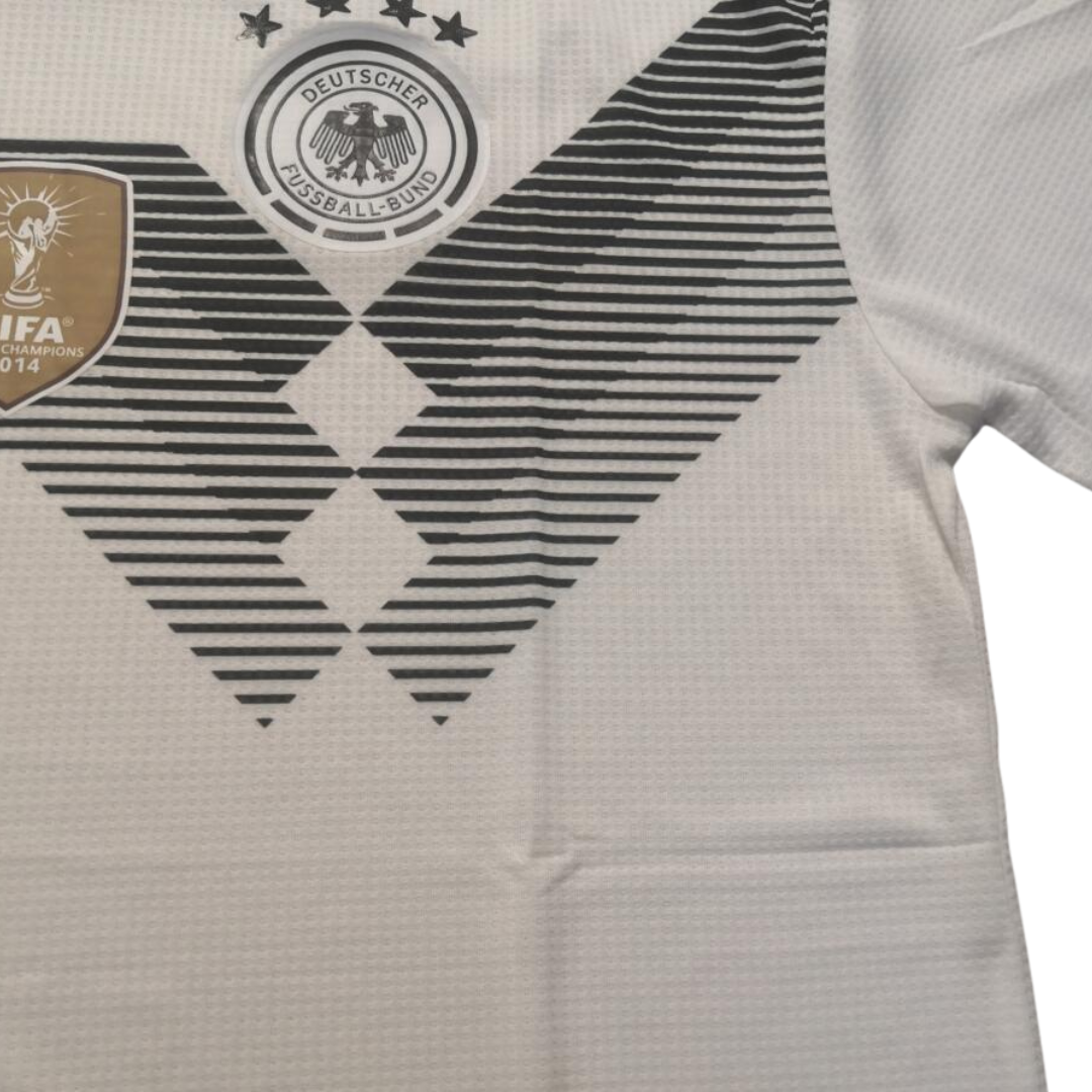 Camisa Retrô Alemanha Home Versão Jogador 2018