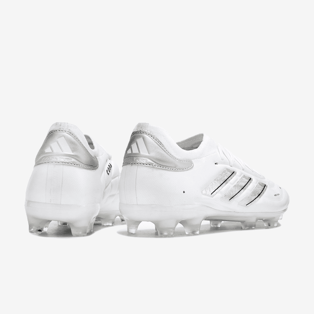 Chuteira adidas Copa Pure 2+ Elite Campo