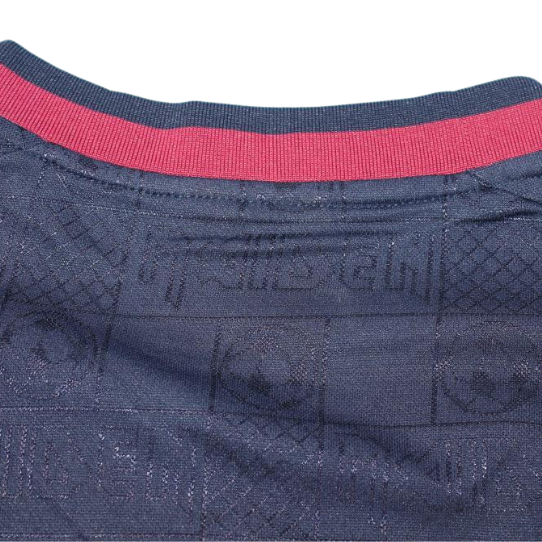 Camisa Retrô Iron Maiden Away Nº 10