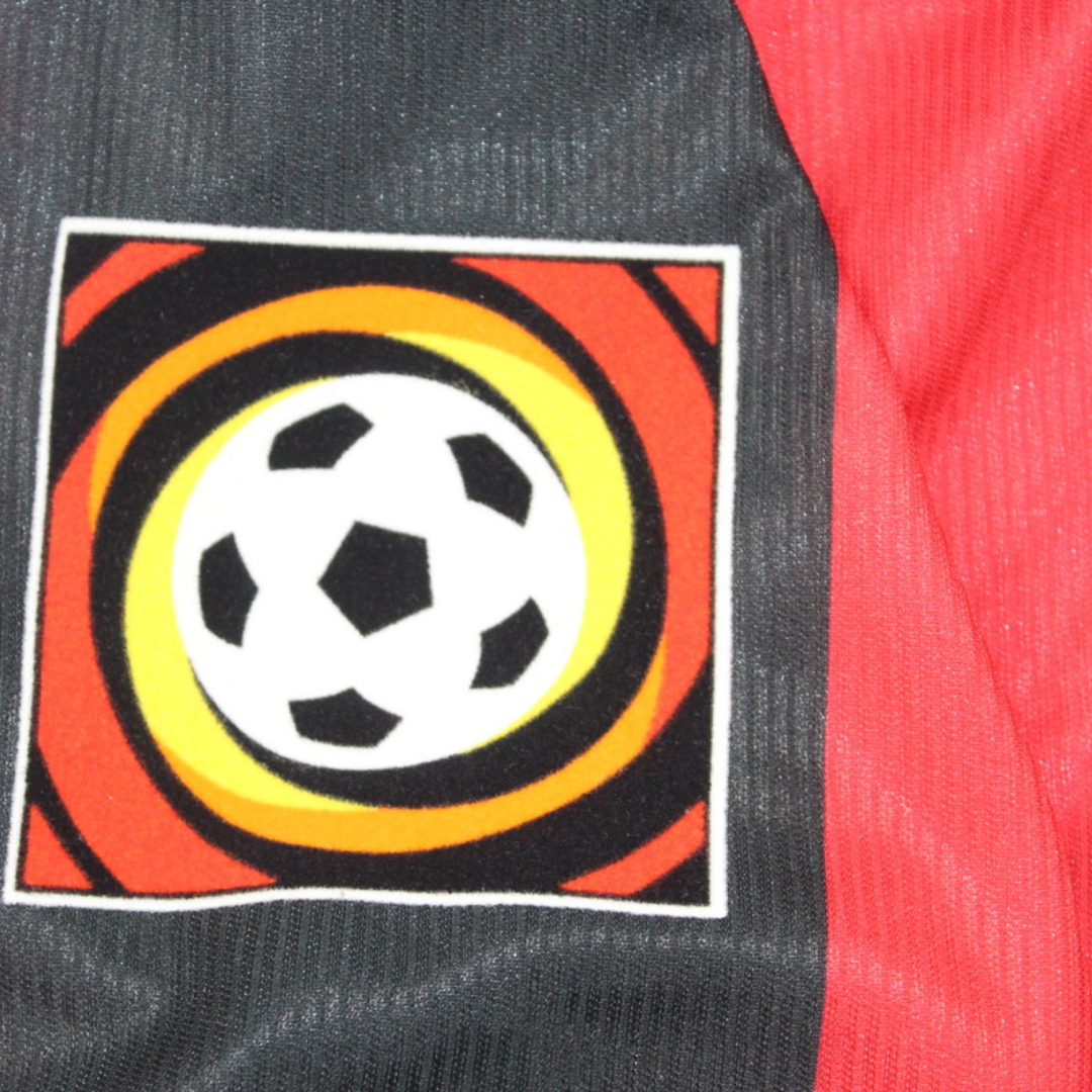 Camisa Retrô tracht Frankfurt Home 99/00 "Fjørtoft" N°.9