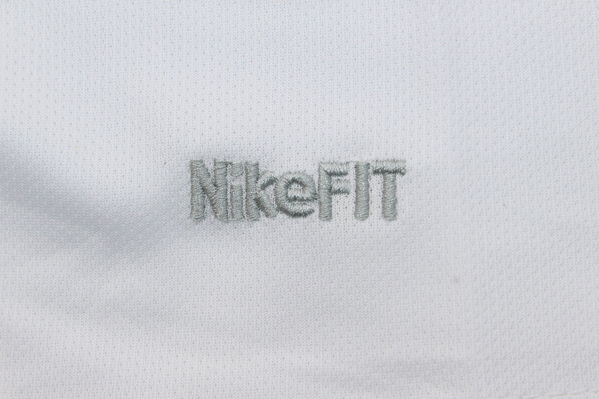 Camisa Retrô Manchester City 13/14 Away "Kun Aguero" Nº16