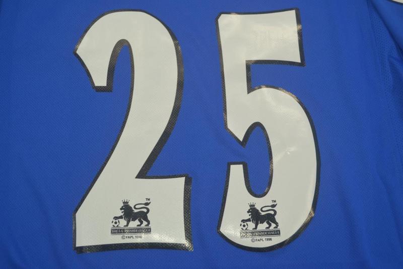 Camisa Retrô Chelsea Home 03/05 "Zola" Nº 25