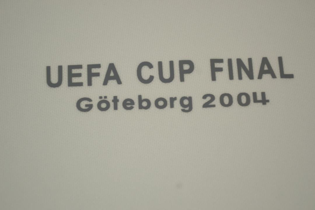 Camisa Retrô Valencia Europa League Cup Final 03/04 "Aimar" Nº 21