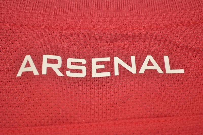 Camisa Retrô Arsenal   11/12 "HeN°y" Nº 14