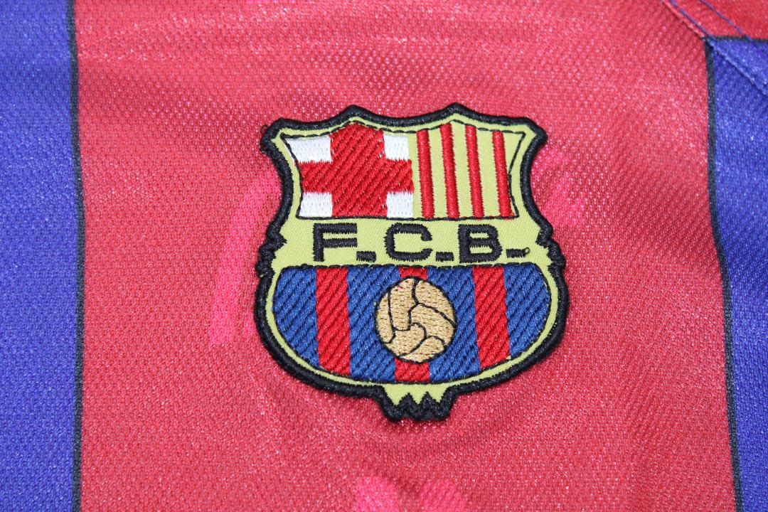 Camisa Retrô Barcelona Home 96/97 "Ronaldo" N°.9