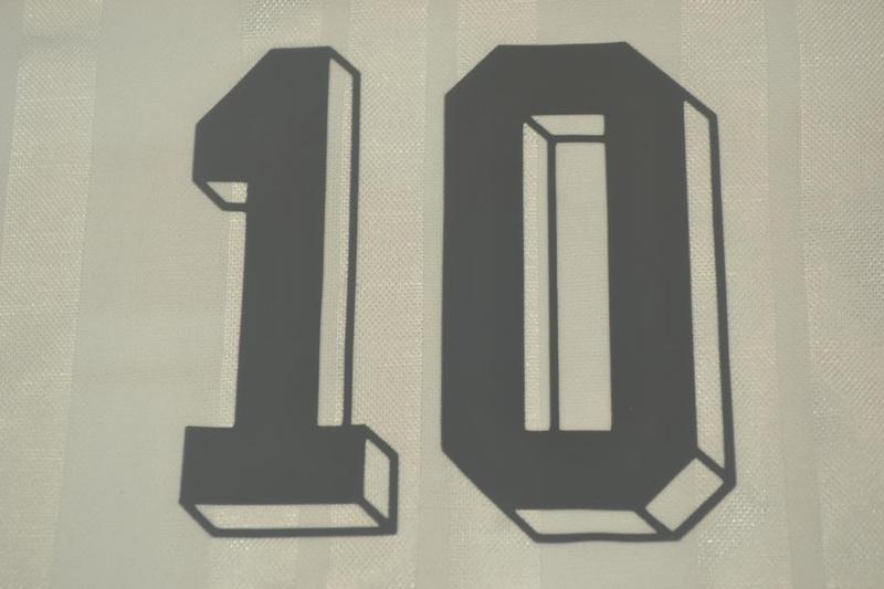 Camisa Retrô Alemanha Home 1992 "Matthäus" N°.10