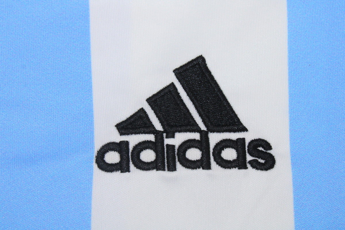 Camisa Retrô Argentina Home Weltmeisterschaft Versão Manga Longaa 2006 "Messi" N°.19