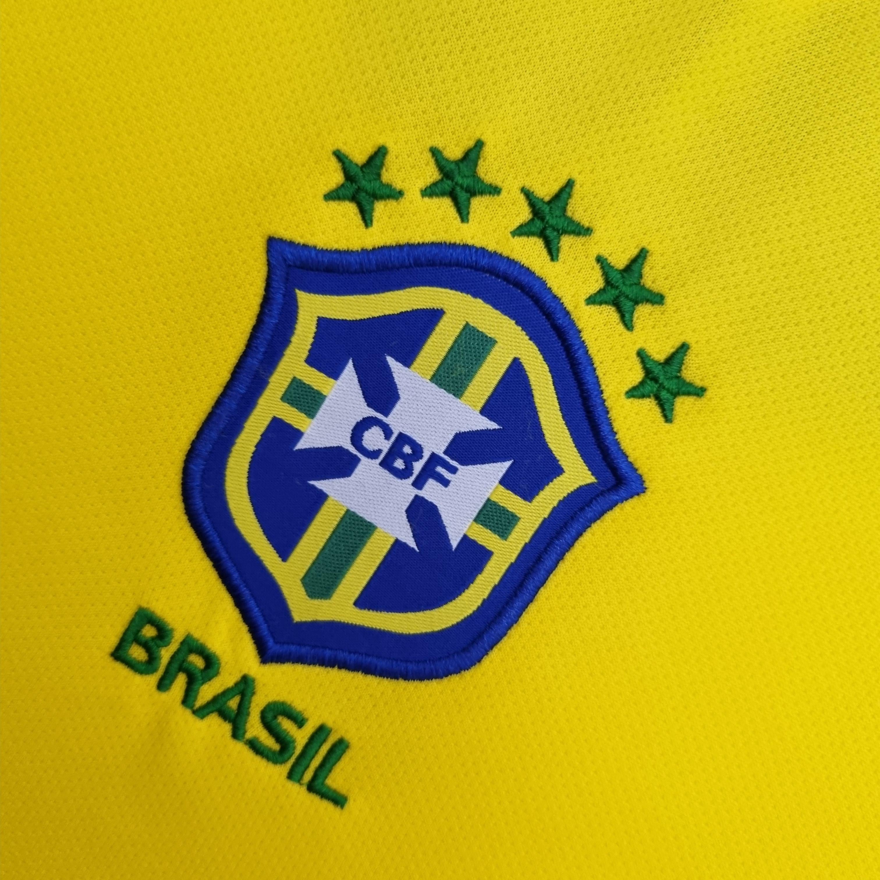 Camisa Retrô Brasil Home 04/06 "Ronaldinho" N°.10