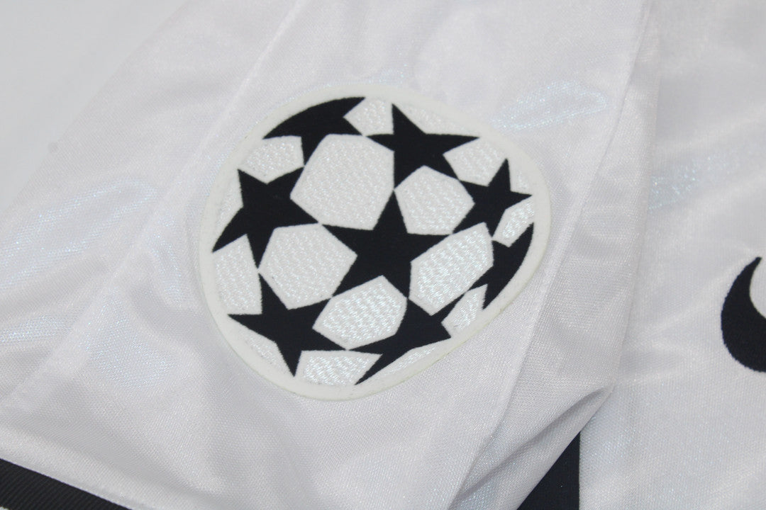 Camisa Retrô Valencia Home 00/01 "Kily" Nº 18