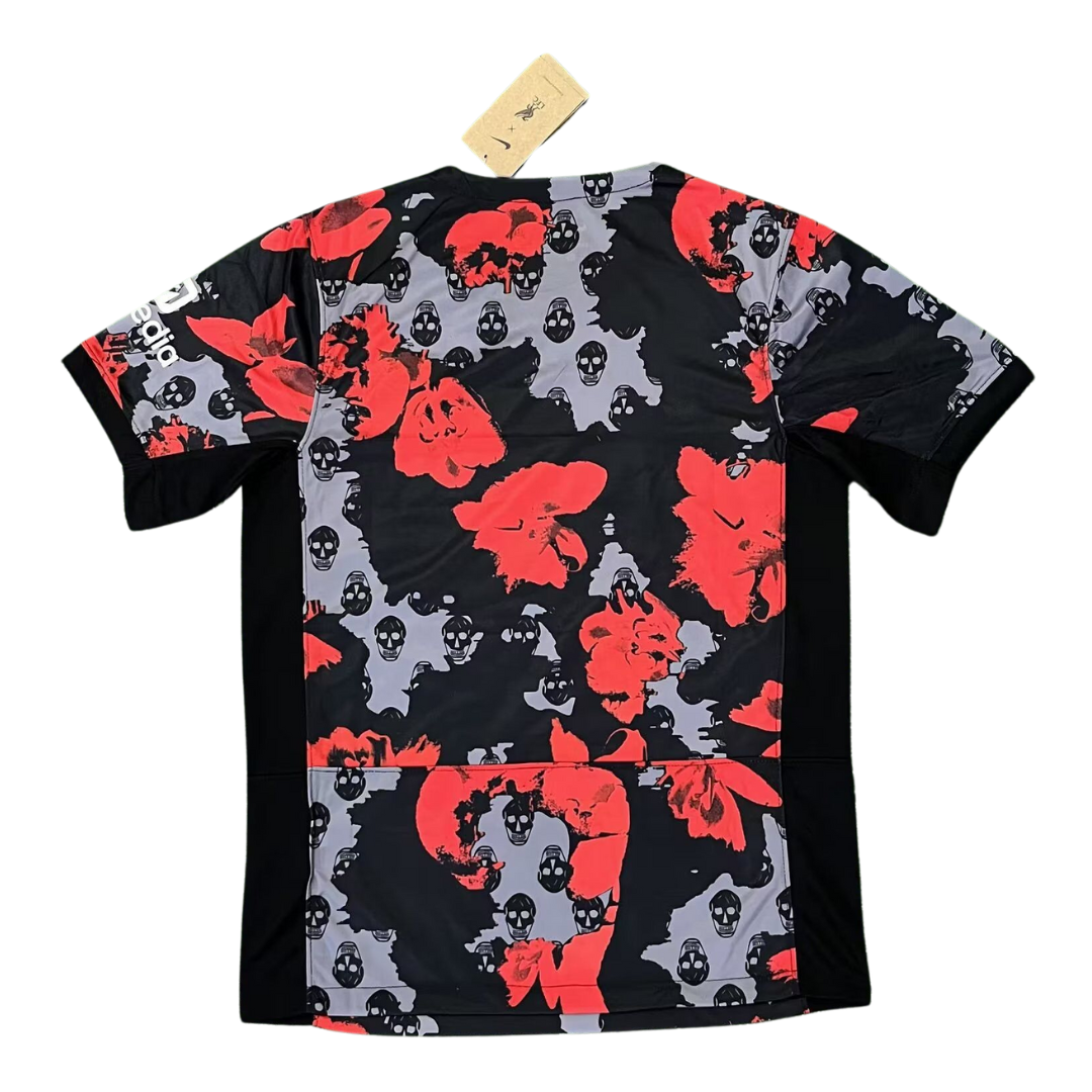 Camisa Retrô Liverpool Halloween Versão 23/24