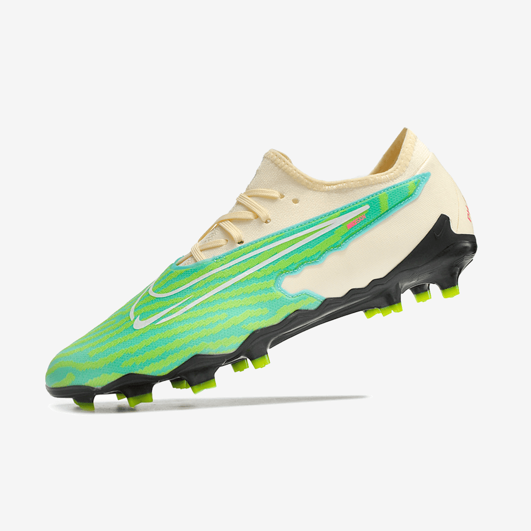 Chuteira Nike Phantom GX Academy Campo