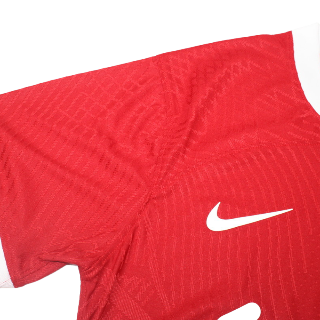 Camisa Retrô Liverpool Versão Jogador  23/24