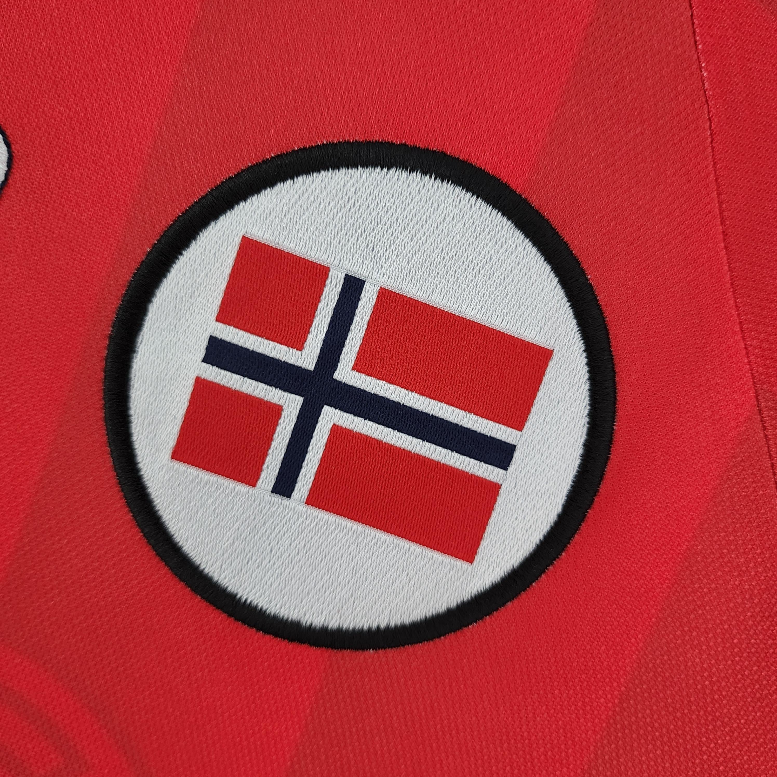 Camisa Noruega 98/99 Home - Versão Retrô "T.A. Flo" N°9