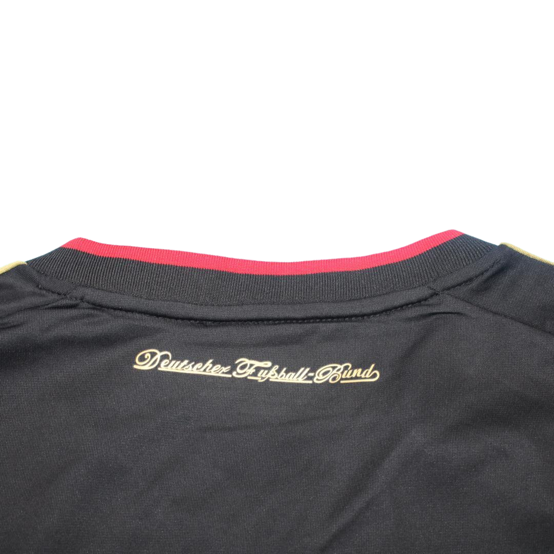 Camisa Retrô Alemanha Away  Copa do Mundo Versão 2010 "Schwsteiger" N°.7