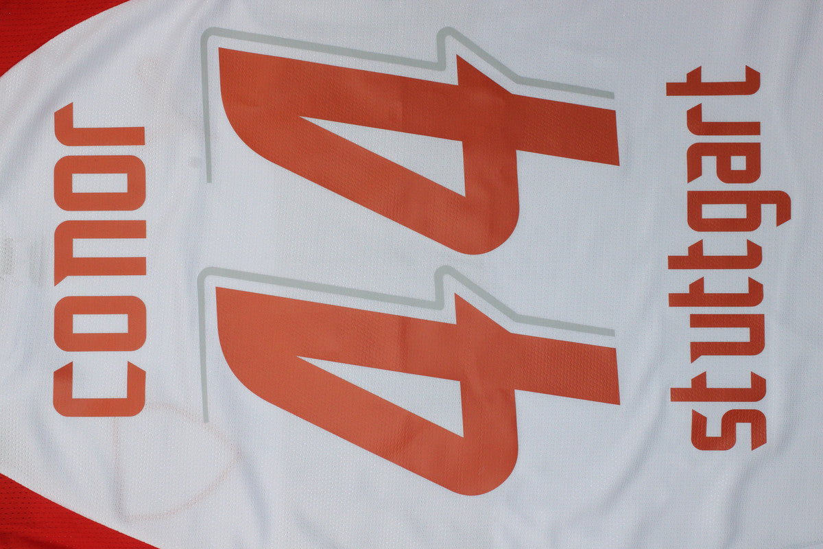Camisa Retrô VfB Stuttgart Home 06/07 "Connor" N°.44