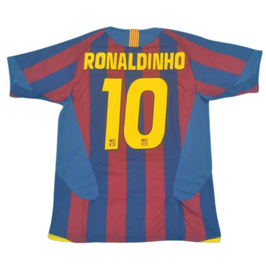 Camisa Retrô Barcelona Home La Liga Versão 05/06 "Ronaldinho" Nº 10