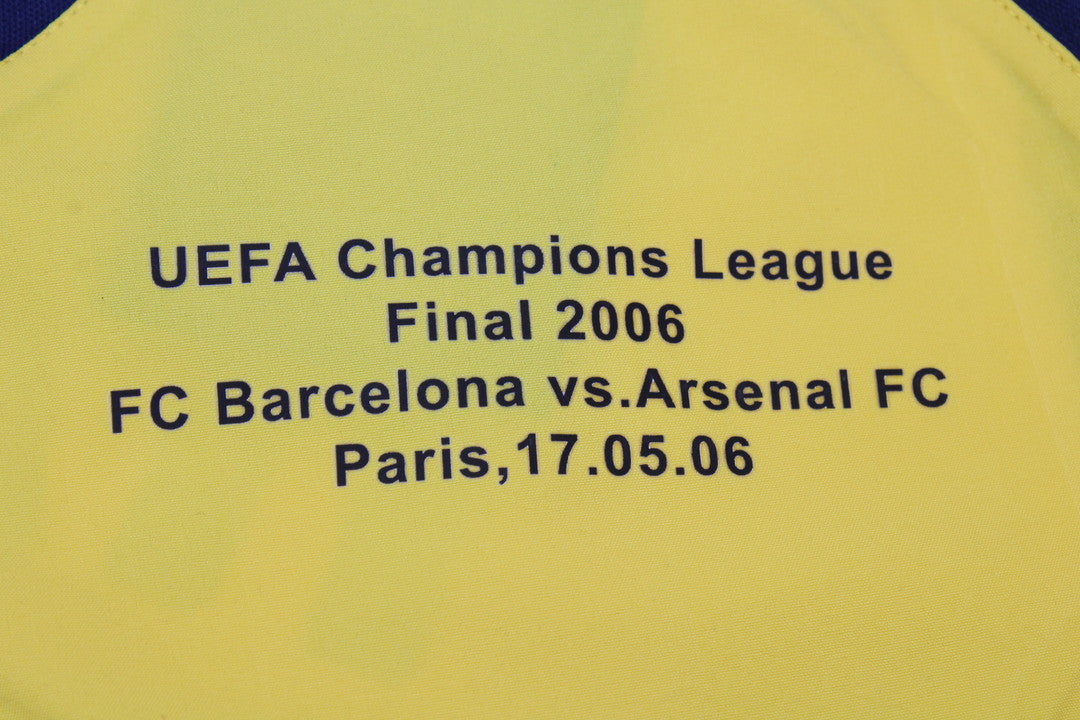 Camisa Retrô Arsenal Away  05/06