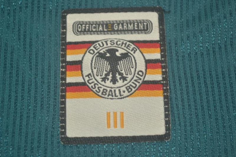 Camisa Retrô Alemanha Away Copa do Mundo Versão 1998 "Bierhoff" N°.20