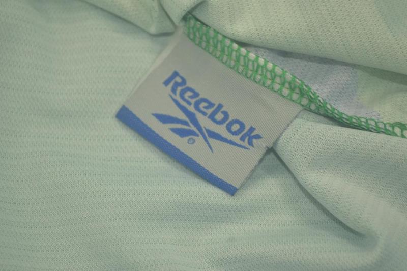 Camisa Retrô Liverpool Away 1999/00