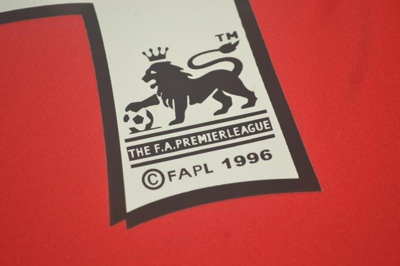 Camisa Retrô Arsenal Home 04/05 "HeN°y" Nº 14