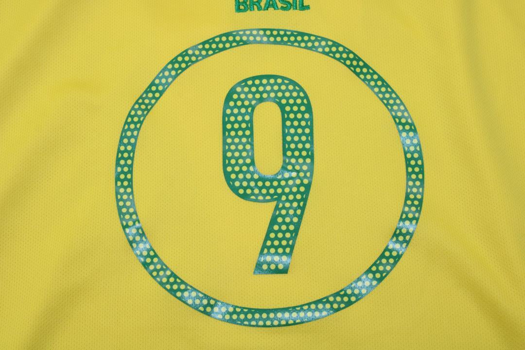 Camisa Retrô Brasil Home Confederations Versão 04/06 "Adriano" N°.9