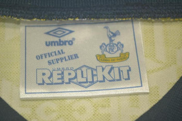 Camisa Retrô Tottenham   92/94 "Klinsmann" Nº 18