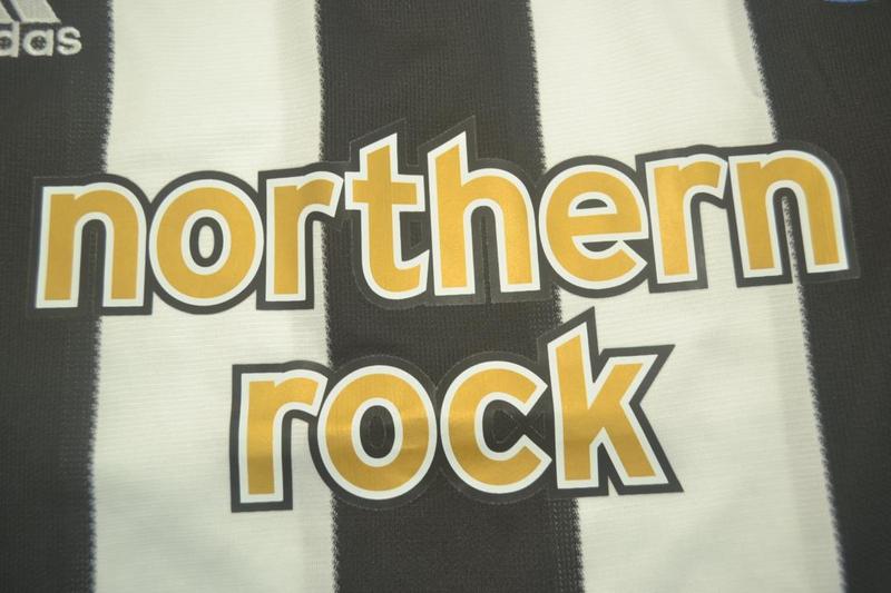 Camisa Retrô New Castle Home 05/06 "Emre" Nº 5