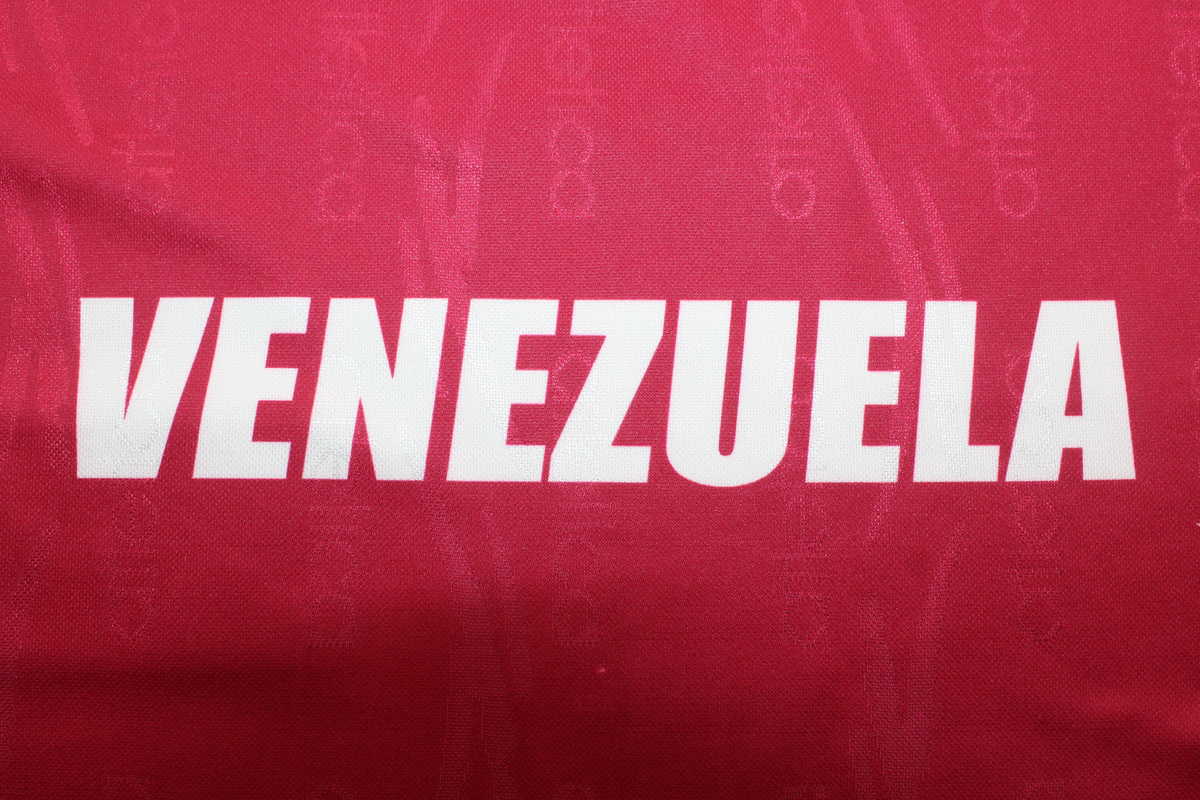 Camisa Venezuela 2000 Home - Versão Retrô